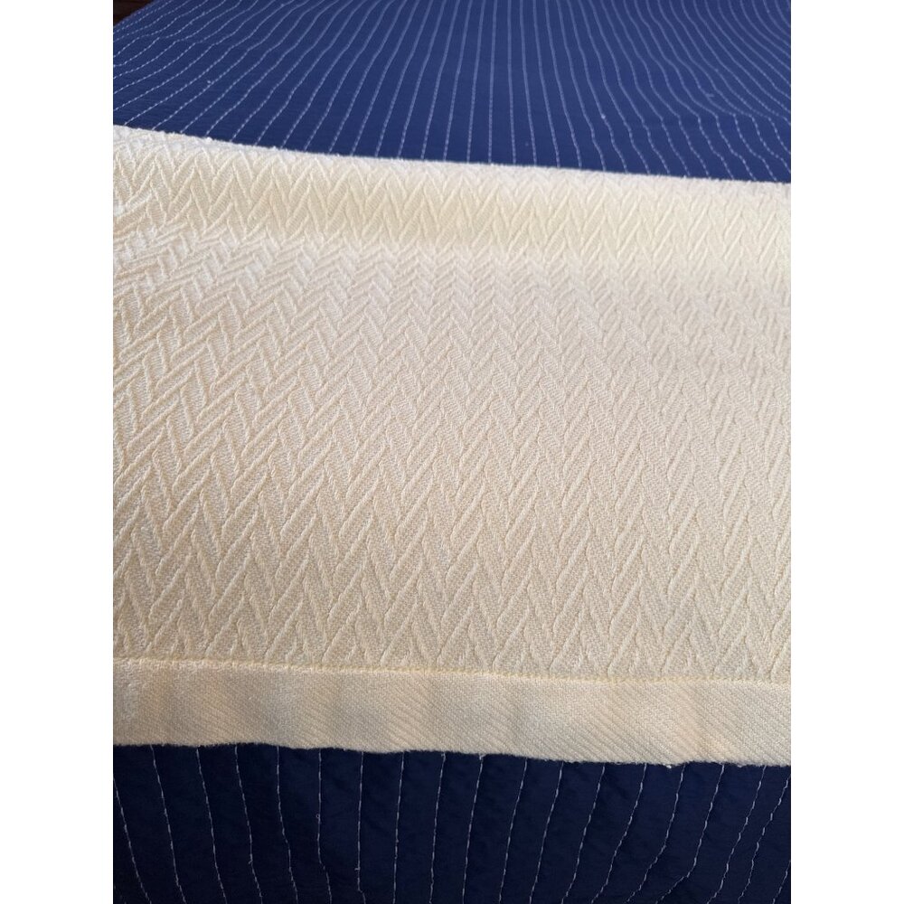 Queen Size 100% Cotton Blanket Cream Yellow Herringbone Charisma by Fieldcrest - Picture 8 of 12